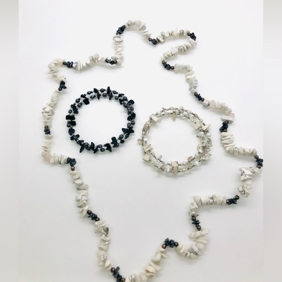 Vintage Black & White Howlite Hematite Jewelry - Picture 13 of 13